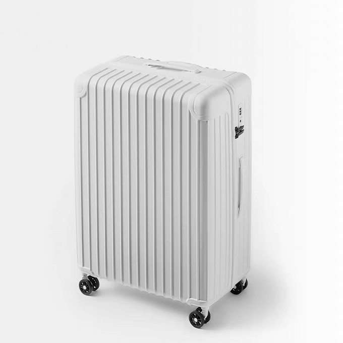 Ultra lightweight Polycarbonate Suitcase